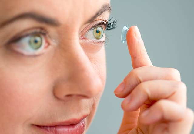 Cover image for Bonnes pratiques de port des lentilles